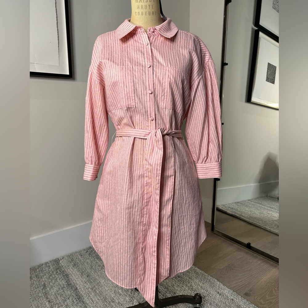 Cinq a Sept Pink Pinstriped Button-Up Dress Condition: Excellent pre-owned